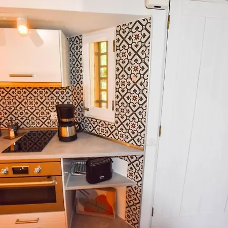 Book Jet - Casa Adam & Wifi Apartment *